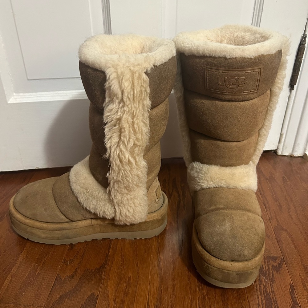UGG CLASSIC CHILLAPEAK TALL CHESTNUT BOOTS - WOMEN'S size 9 - Picture 3 of 7